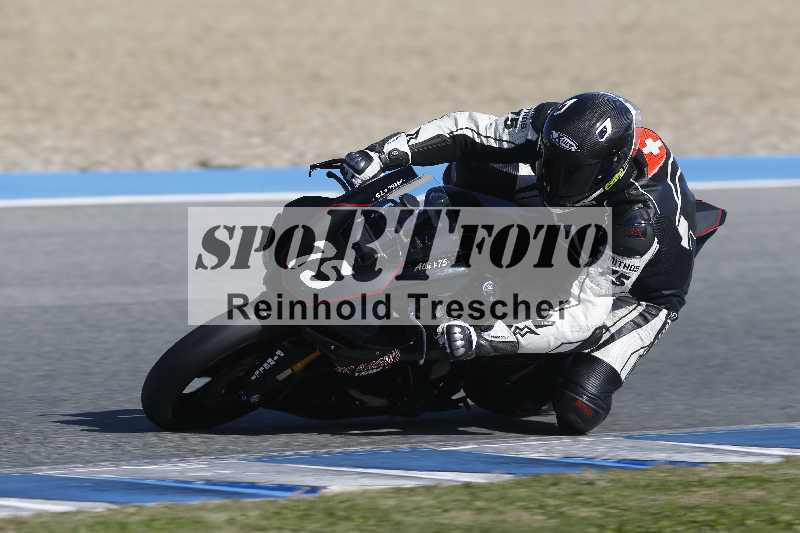 /Archiv-2024/02 29.01.-02.02.2024 Moto Center Thun Jerez/Gruppe schwarz-black/75